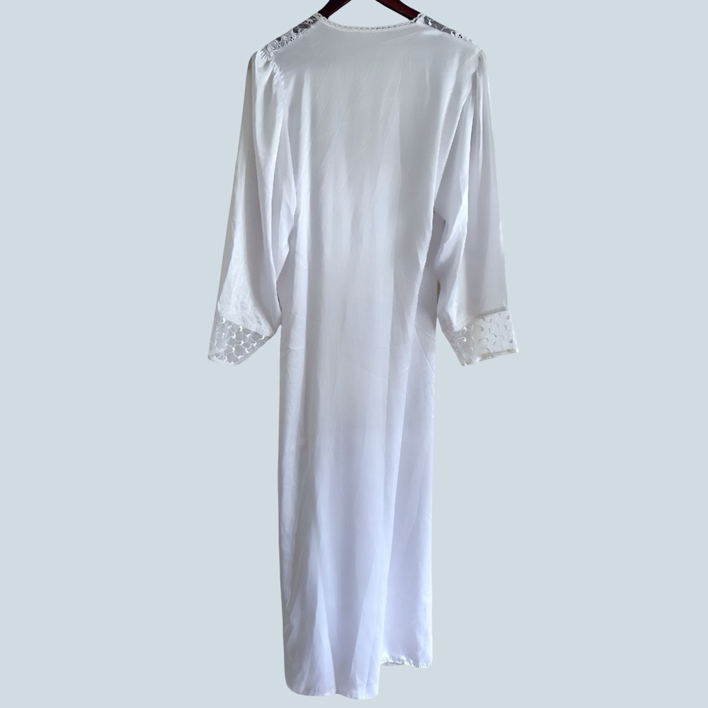 Vintage Division Of Mod Lebanon White Silky Lace … - image 3